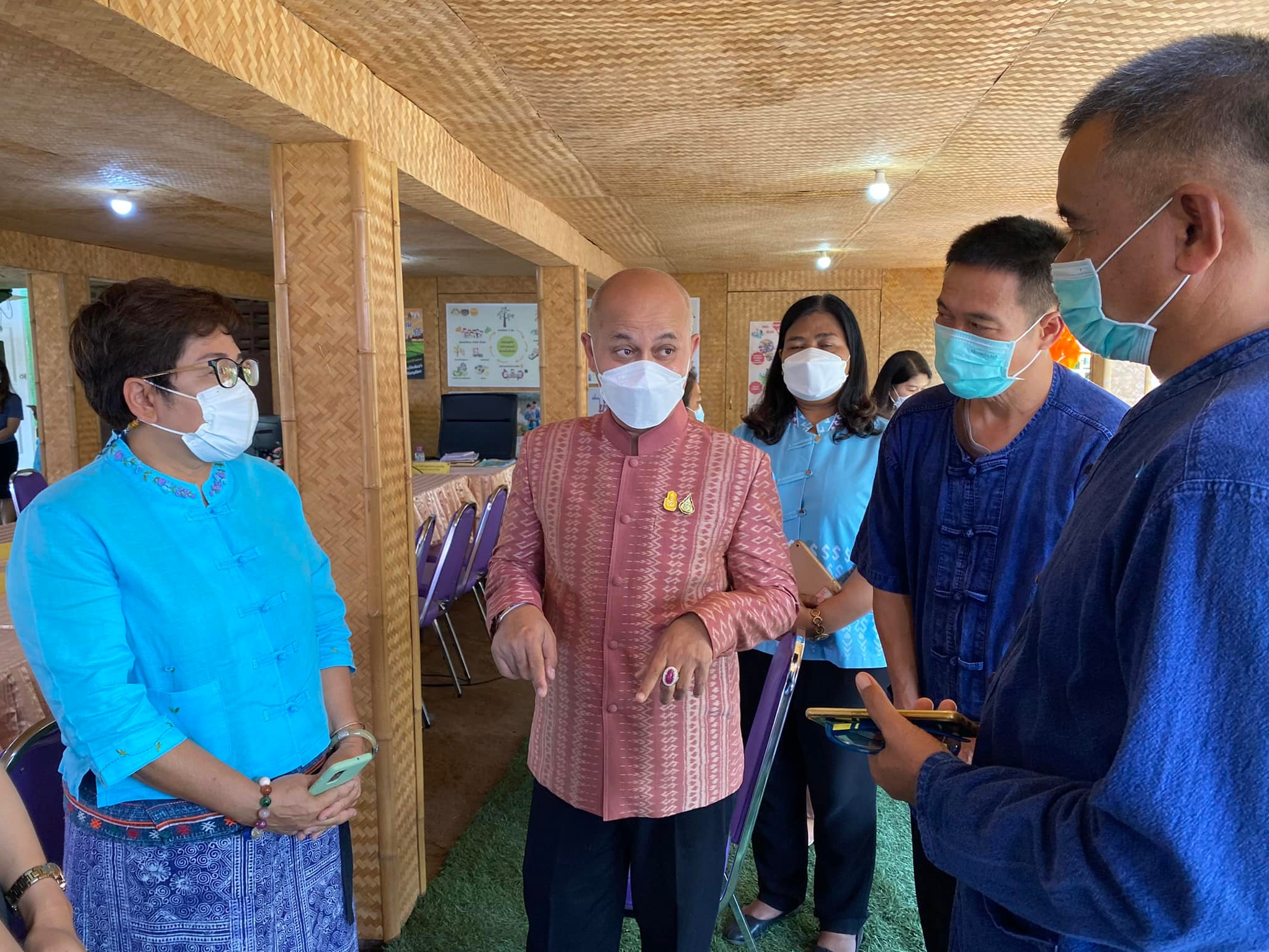 การประชุมติดตามการขับเคลื่อนบริษัทประชารัฐรักสามัคคีสู่การพัฒนาเศรษฐกิจฐานรากอย่างยั่งยืนกรณีศึกษาจังหวัดพิษณุโลก และบ้านวังส้มซ่า